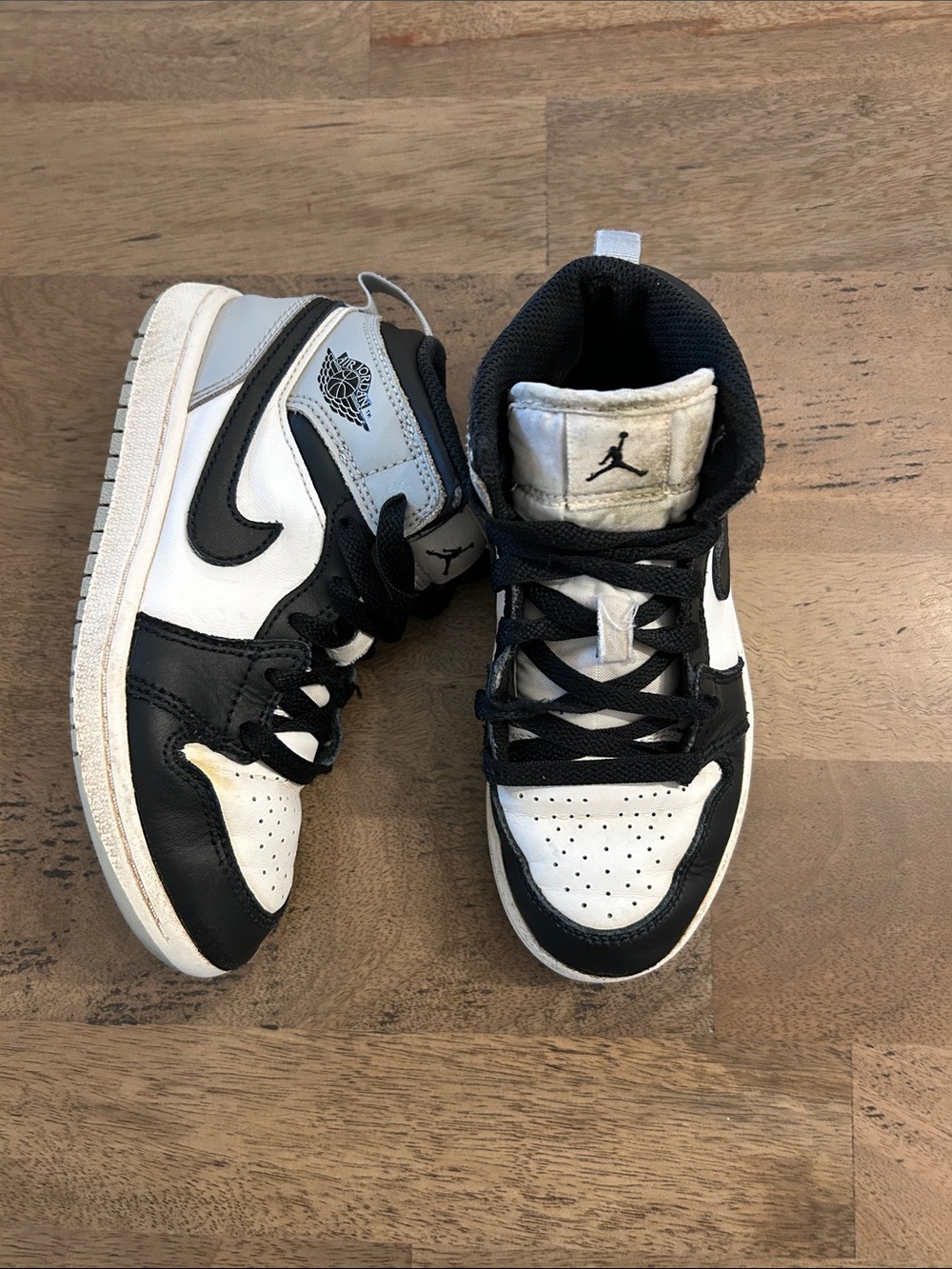 Jordan 1’s Kids Size 13C